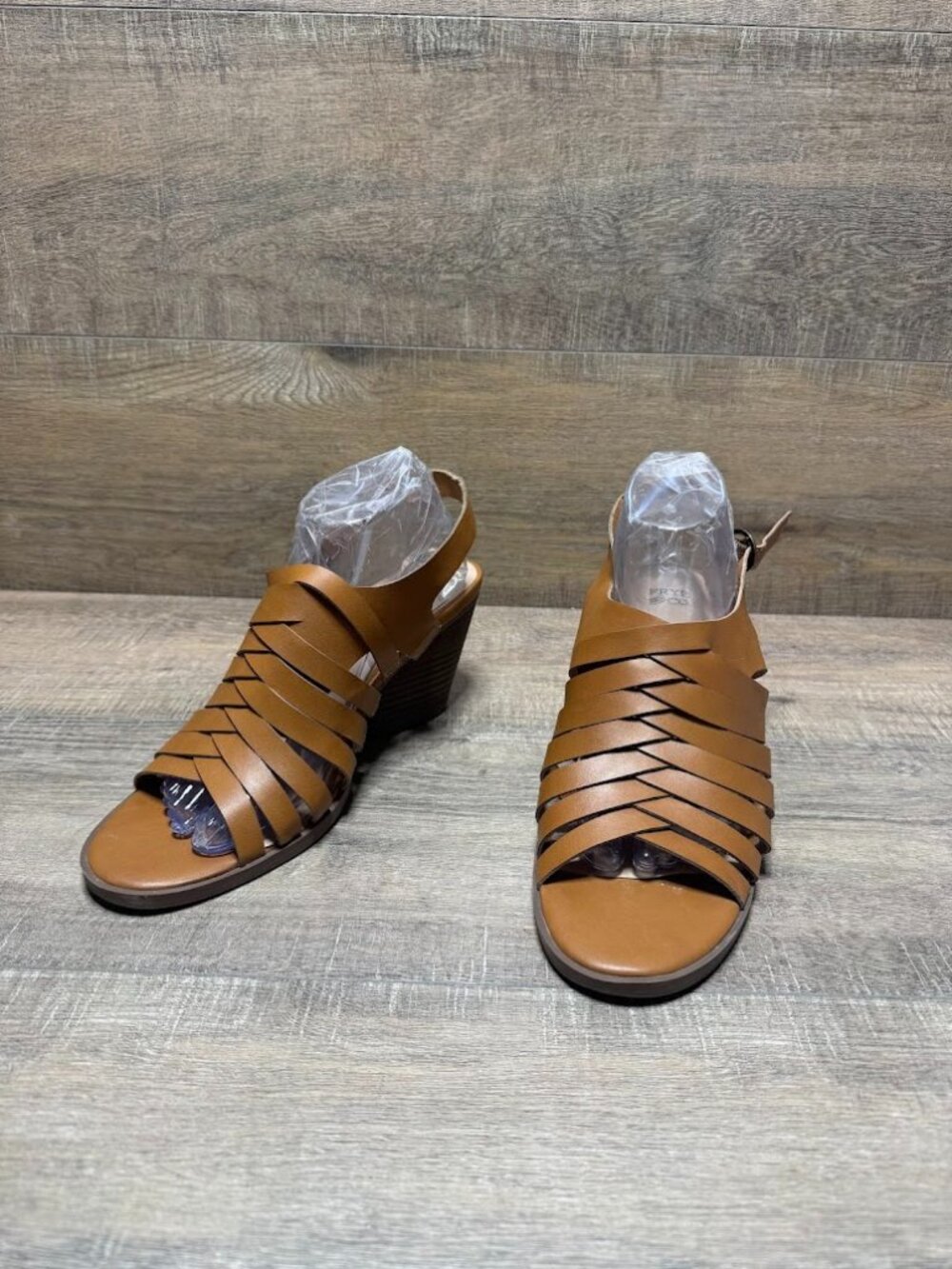 Frye and Co. Galia Tan Faux Leather Strappy Wedge Sandal Women's Size 10